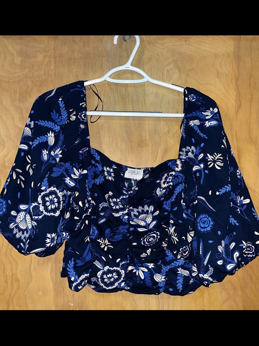 Junior’s Floral Square-Neck Crop Top - Navy Blue